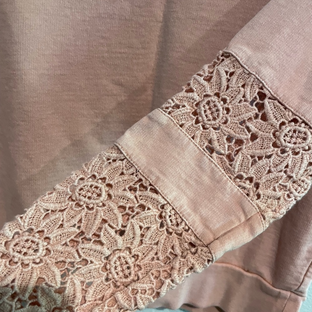 Women’s Lucky Lotus distressed pale pink with long sleeve and lace detai… - Picture 3 of 5